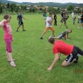 Michaela Schmiedová, Petra Žídková, vzadu Dominik Šimek (oranžové kraťasy)